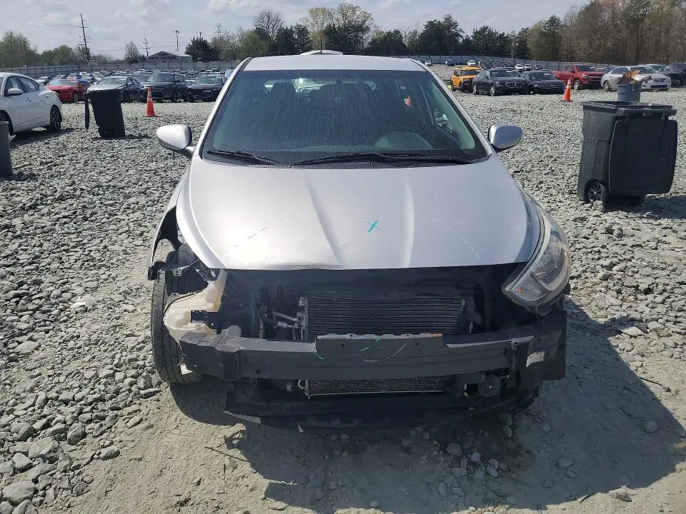 2015 HYUNDAI ACCENT GS  