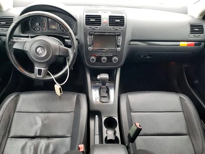 2010 VOLKSWAGEN JETTA WOLFSBURG  