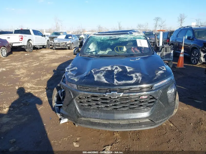 2024 CHEVROLET TRAX FWD 1RS