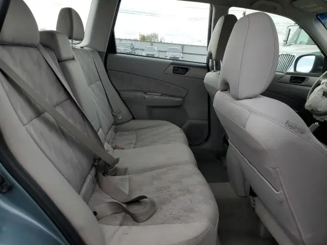 2010 SUBARU FORESTER XS  