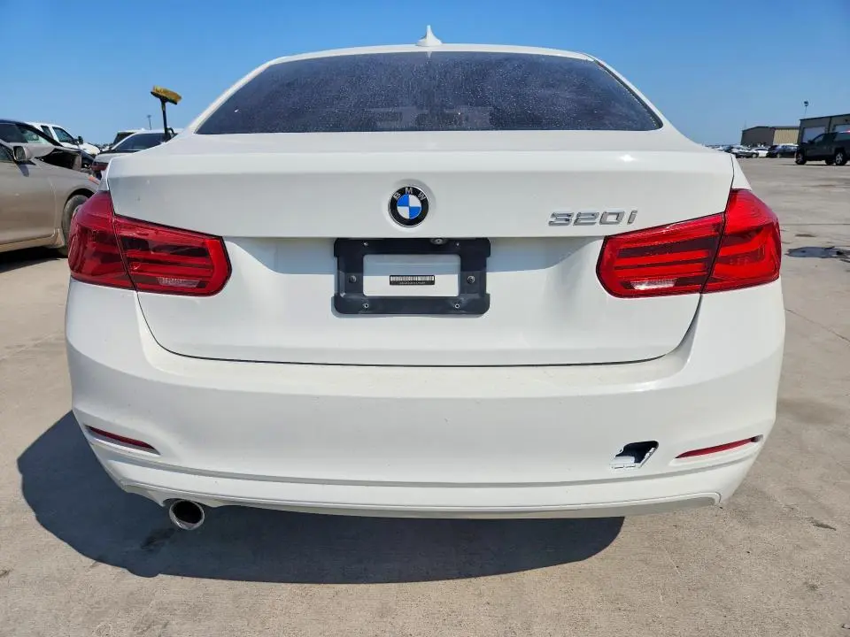 2018 BMW 320 I  