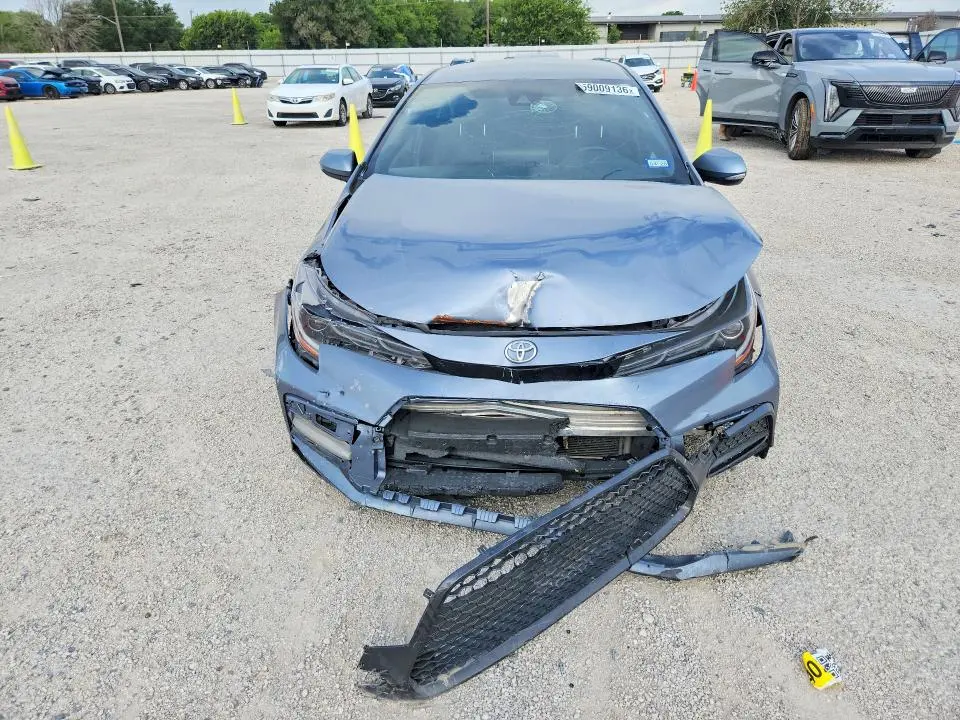2021 TOYOTA COROLLA SE  