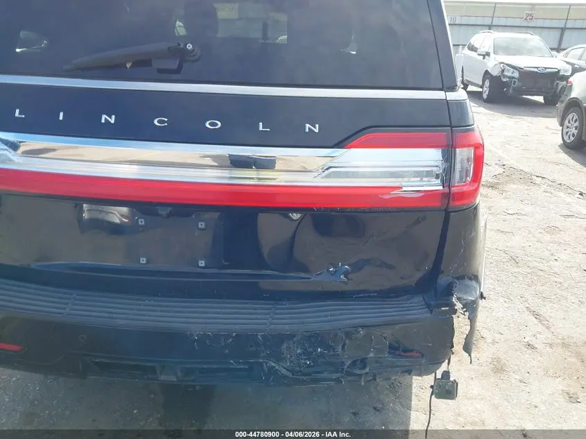 2018 LINCOLN NAVIGATOR SELECT