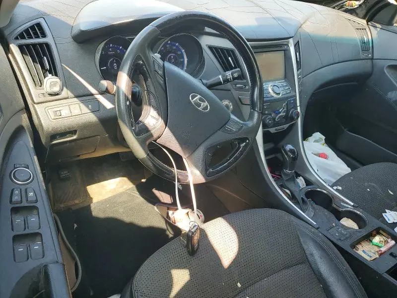 2013 HYUNDAI SONATA SE  