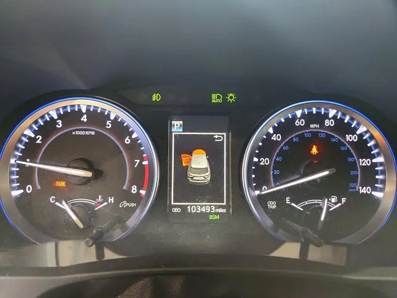 2018 TOYOTA HIGHLANDER XLE  