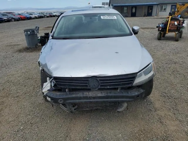 2012 VOLKSWAGEN JETTA SE  