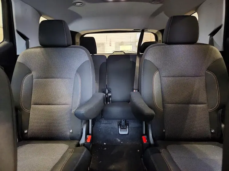 2021 CHEVROLET TRAVERSE LT  