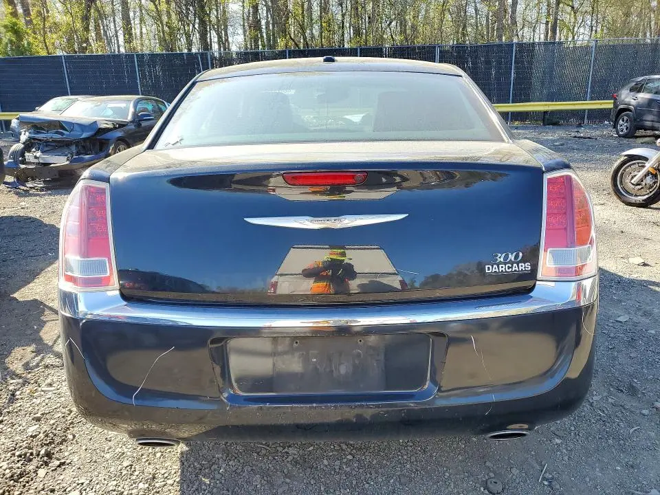 2013 CHRYSLER 300   