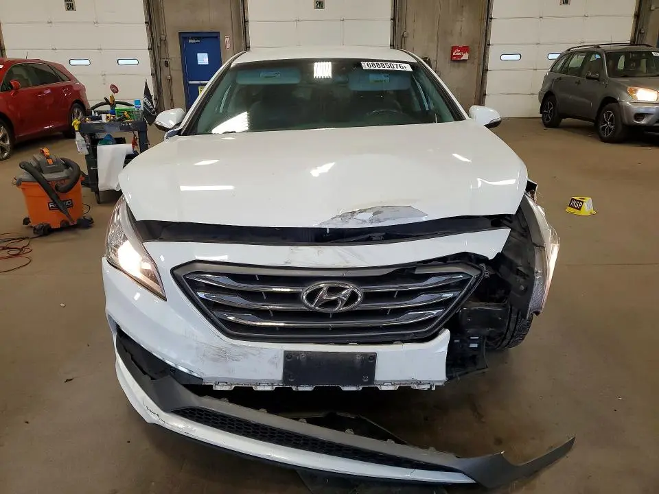 2015 HYUNDAI SONATA SPORT  