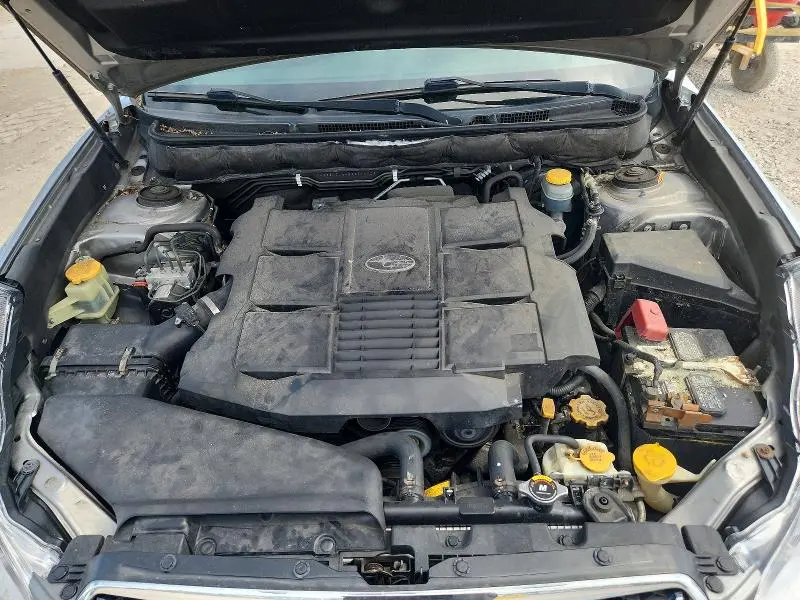 2011 SUBARU LEGACY 3.6R LIMITED  