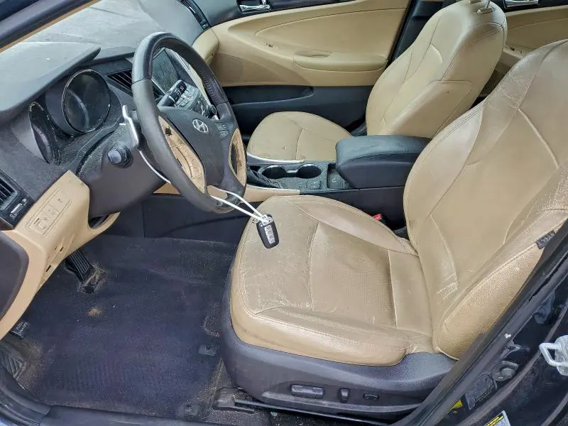 2013 HYUNDAI SONATA SE  