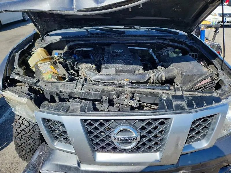 2016 NISSAN FRONTIER PRO-4X  