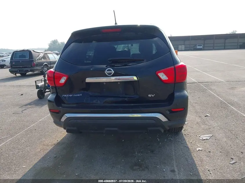 2018 NISSAN PATHFINDER SV