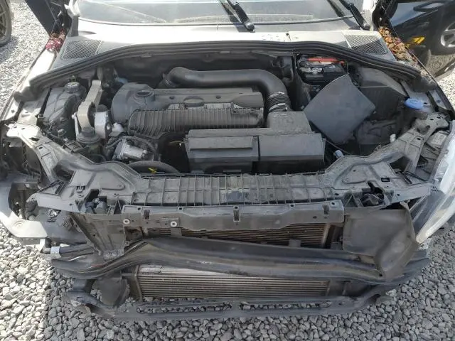 2016 VOLVO V60 CROSS COUNTRY PREMIER  