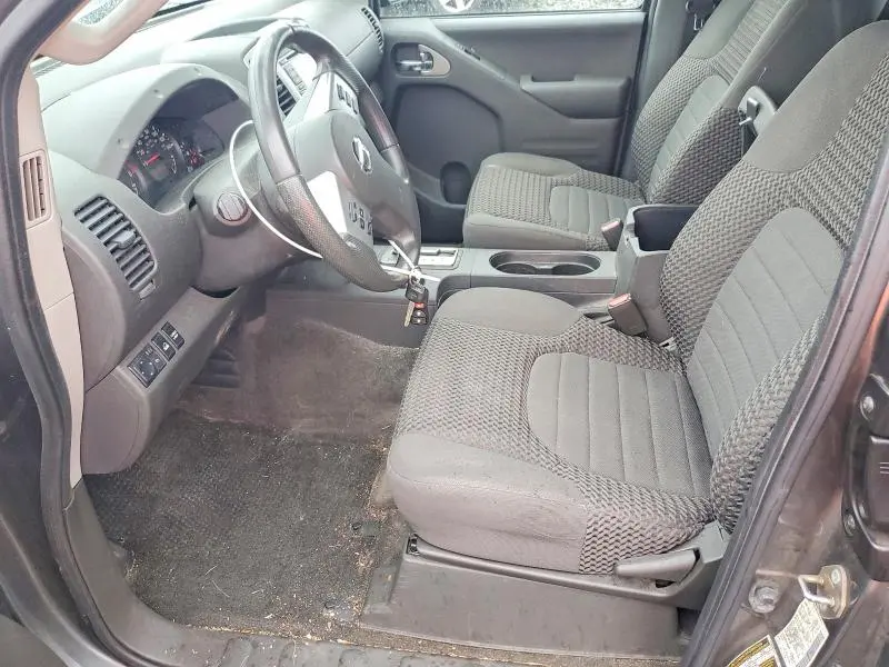 2017 NISSAN FRONTIER SV V6  