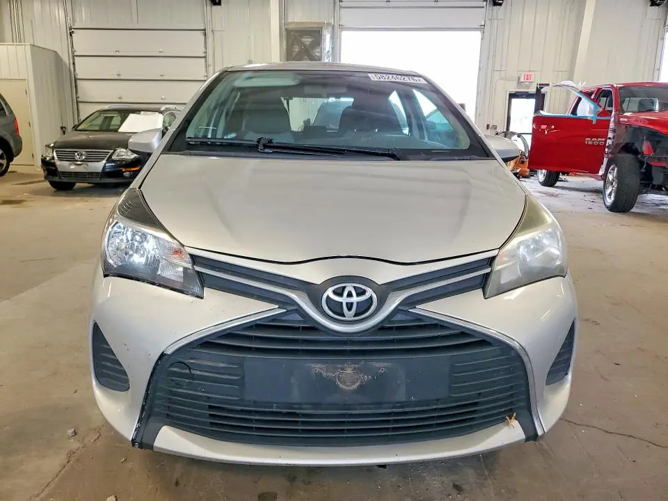 2015 TOYOTA YARIS 5-DOOR LE  