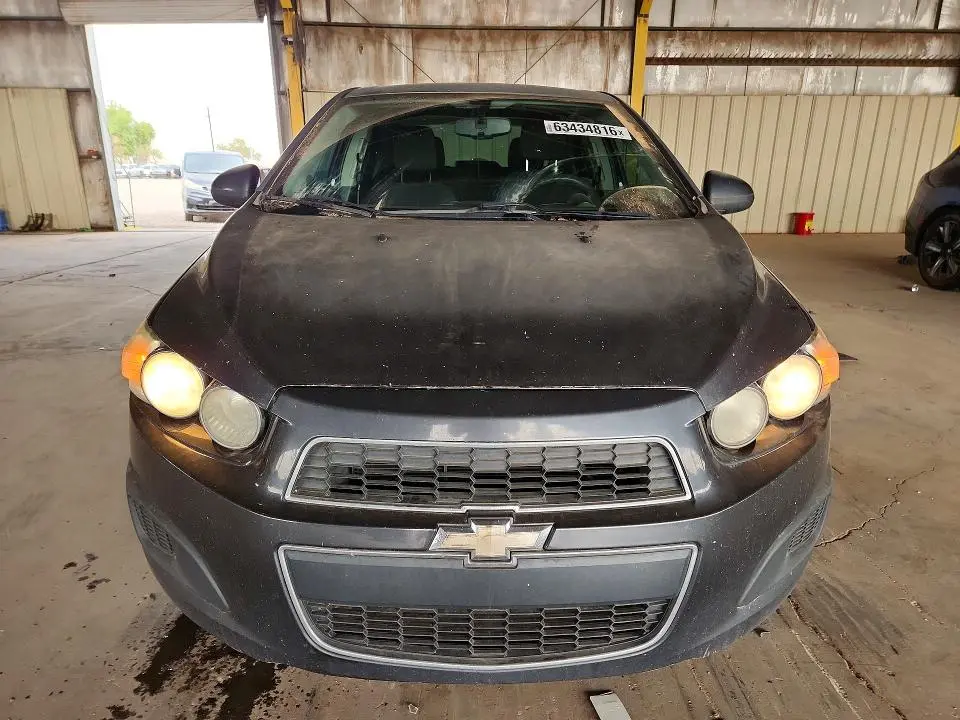 2015 CHEVROLET SONIC LT  