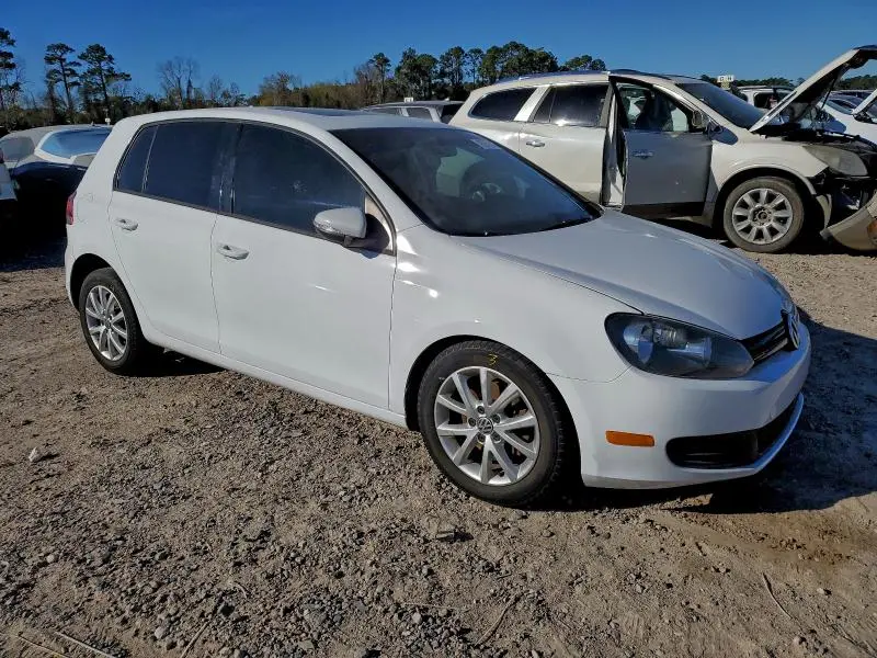 2011 VOLKSWAGEN GOLF   