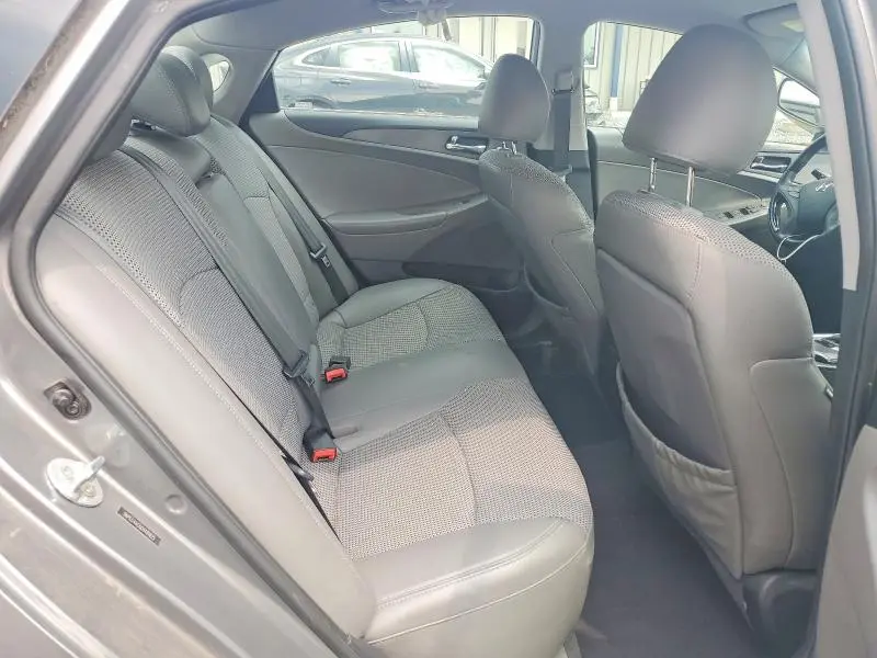 2012 HYUNDAI SONATA SE  