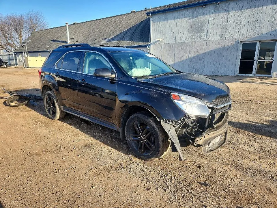 2017 CHEVROLET EQUINOX LT  