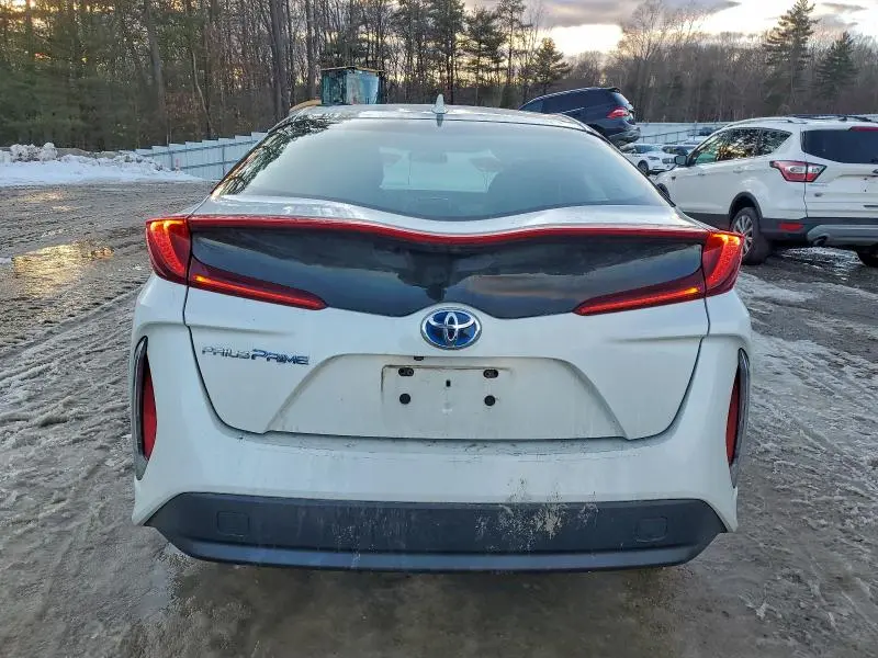 2017 TOYOTA PRIUS PRIME   