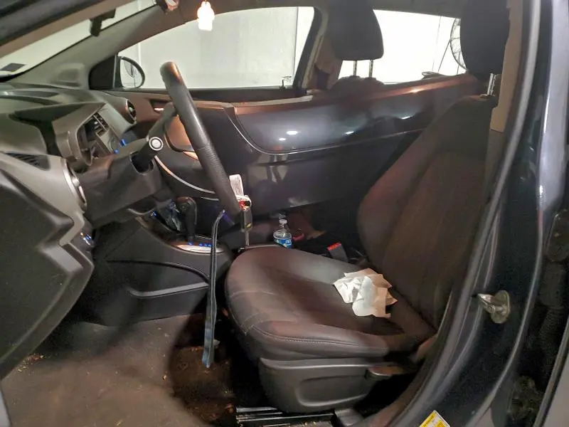 2013 CHEVROLET SONIC LT  