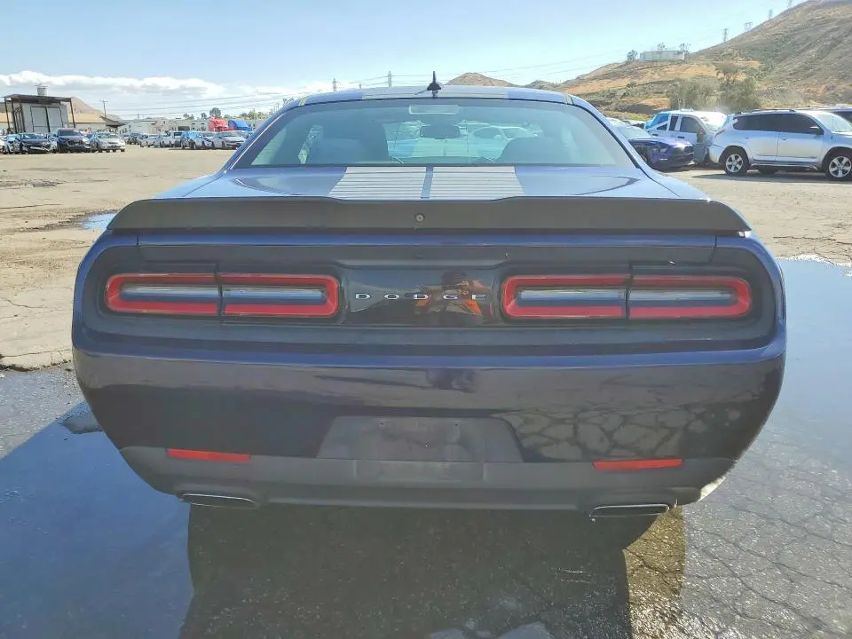 2017 DODGE CHALLENGER SXT  