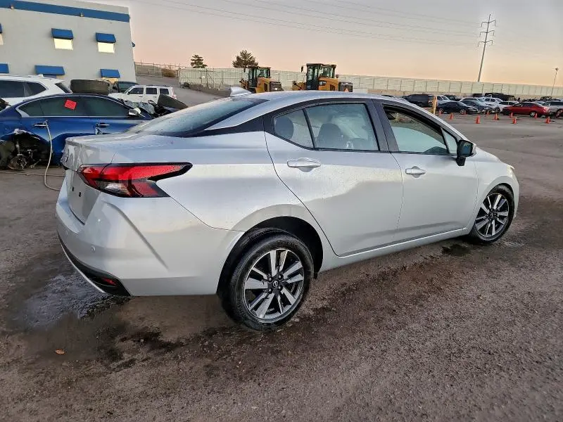 2025 NISSAN VERSA SV  