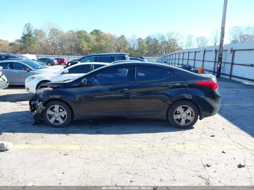 2013 HYUNDAI ELANTRA GLS