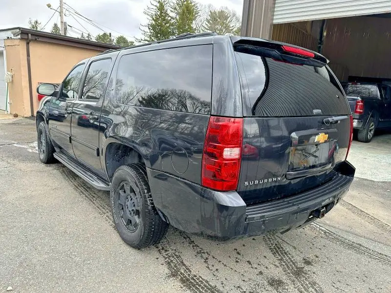 2013 CHEVROLET SUBURBAN K1500 LT  