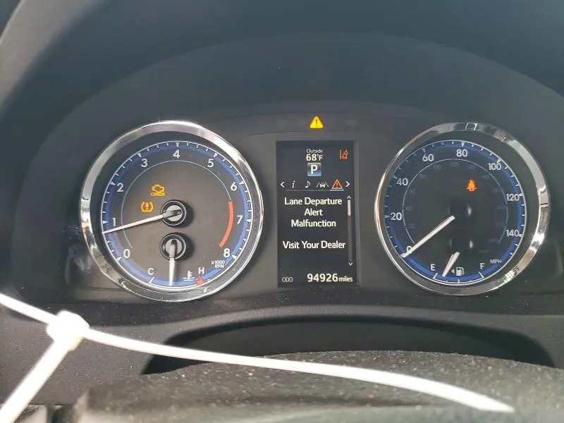 2017 TOYOTA COROLLA SE  