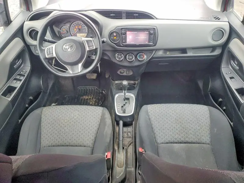 2017 TOYOTA YARIS 5-DOOR L  