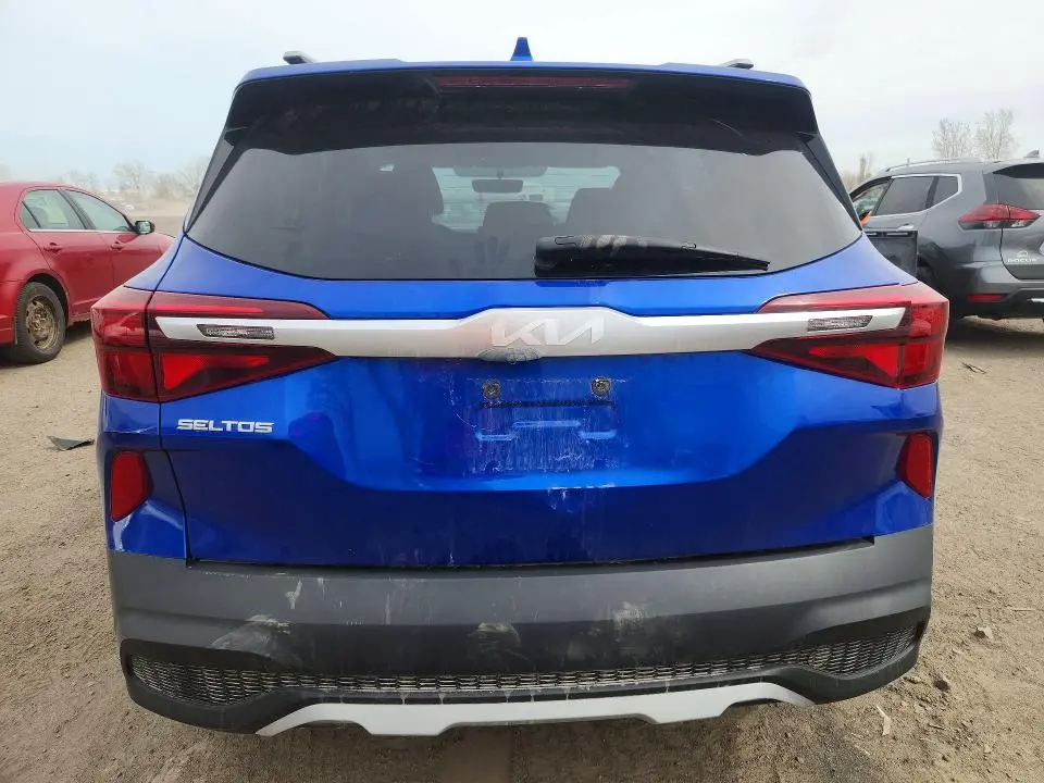 2023 KIA SELTOS LX  