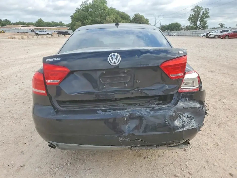 2012 VOLKSWAGEN PASSAT SE  