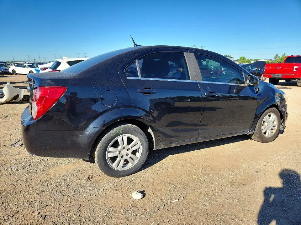 2014 CHEVROLET SONIC LT  