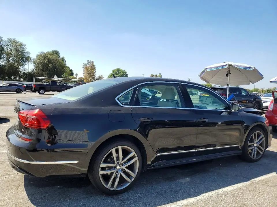 2016 VOLKSWAGEN PASSAT S  