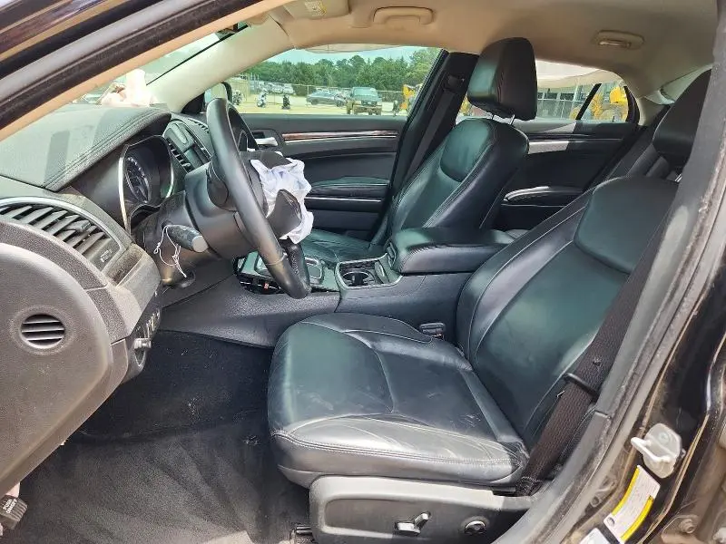 2015 CHRYSLER 300 LIMITED  
