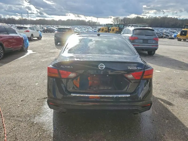 2021 NISSAN ALTIMA SL  