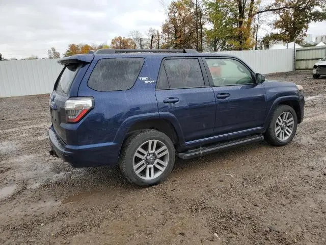 2023 TOYOTA 4RUNNER SE