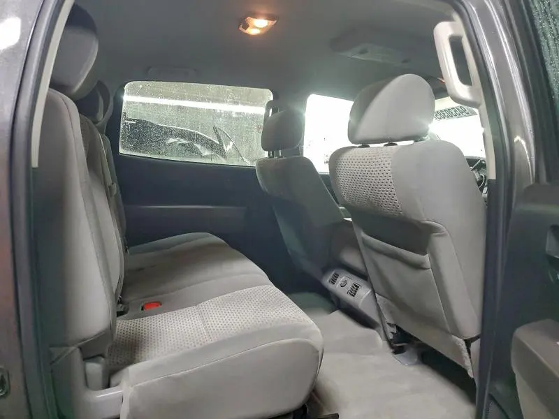 2011 TOYOTA TUNDRA CREWMAX SR5  