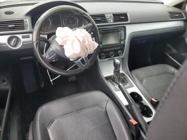 2013 VOLKSWAGEN PASSAT SE  