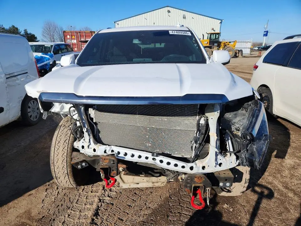 2021 GMC YUKON AT4  