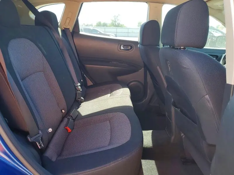 2010 NISSAN ROGUE SL  
