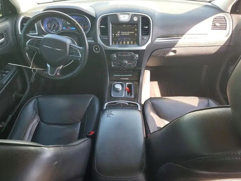 2016 CHRYSLER 300C   