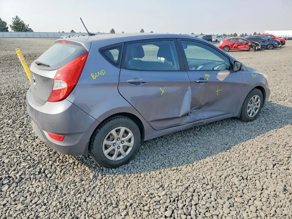 2014 HYUNDAI ACCENT GS  