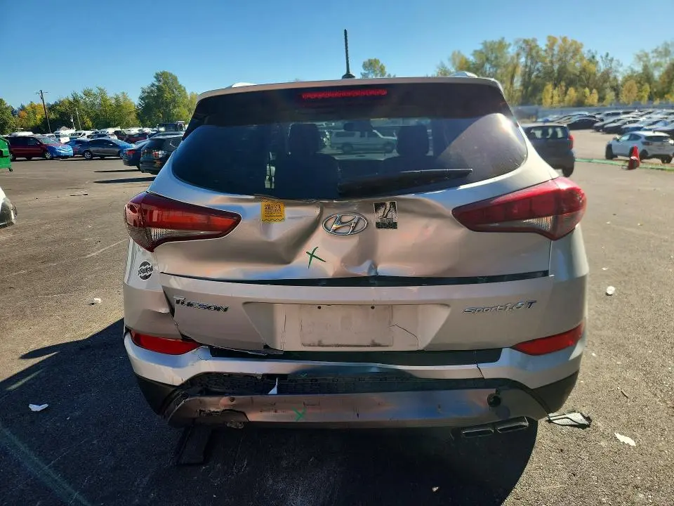2016 HYUNDAI TUCSON SPORT  