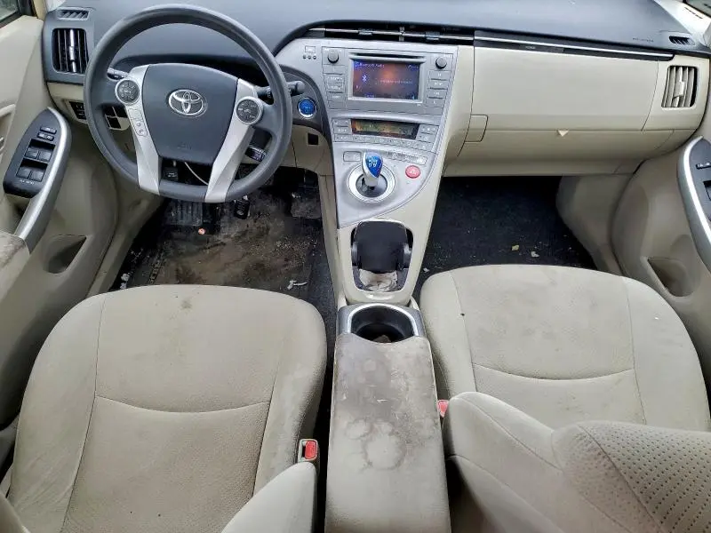 2014 TOYOTA PRIUS   