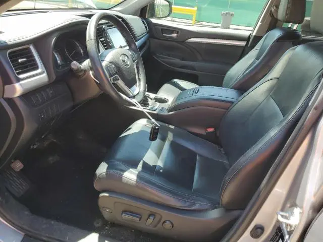 2015 TOYOTA HIGHLANDER XLE  