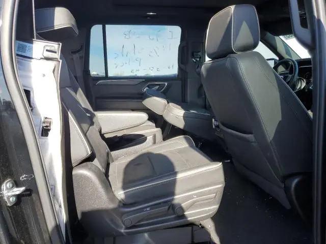 2024 GMC YUKON XL K1500 SLT  