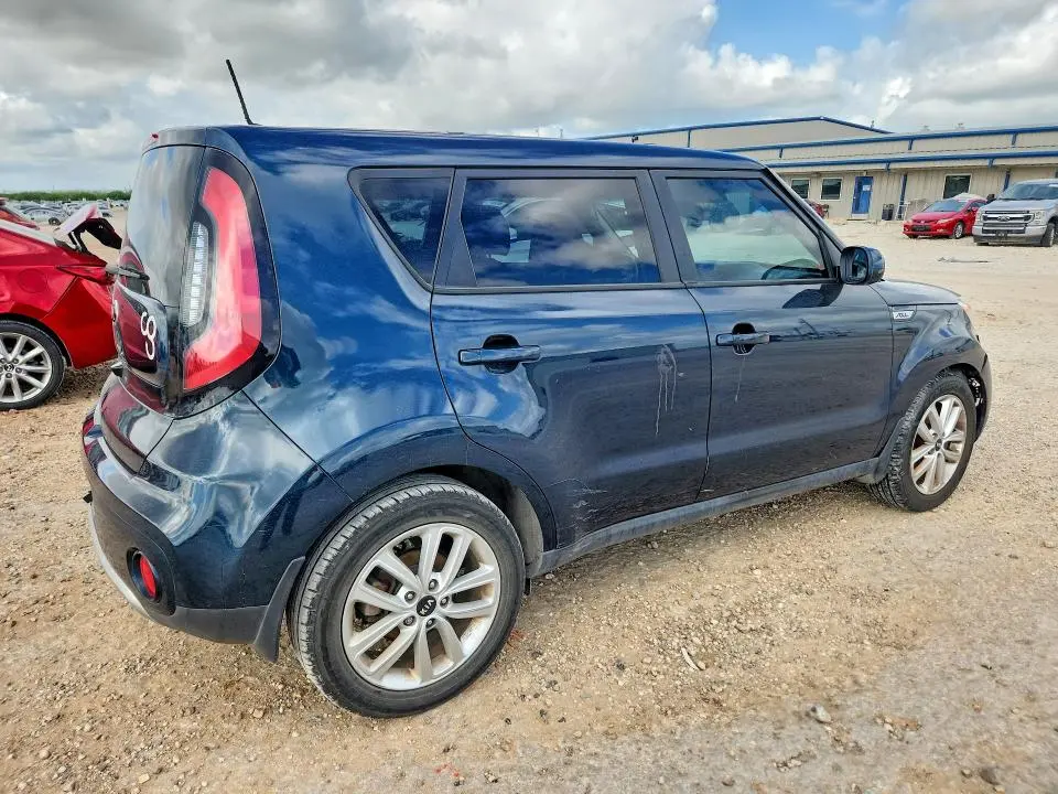 2018 KIA SOUL +  